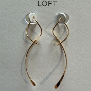 LOFT Swirl Pull Through Drop Earrings NWT Goldtone Minimalist Swirl Threader